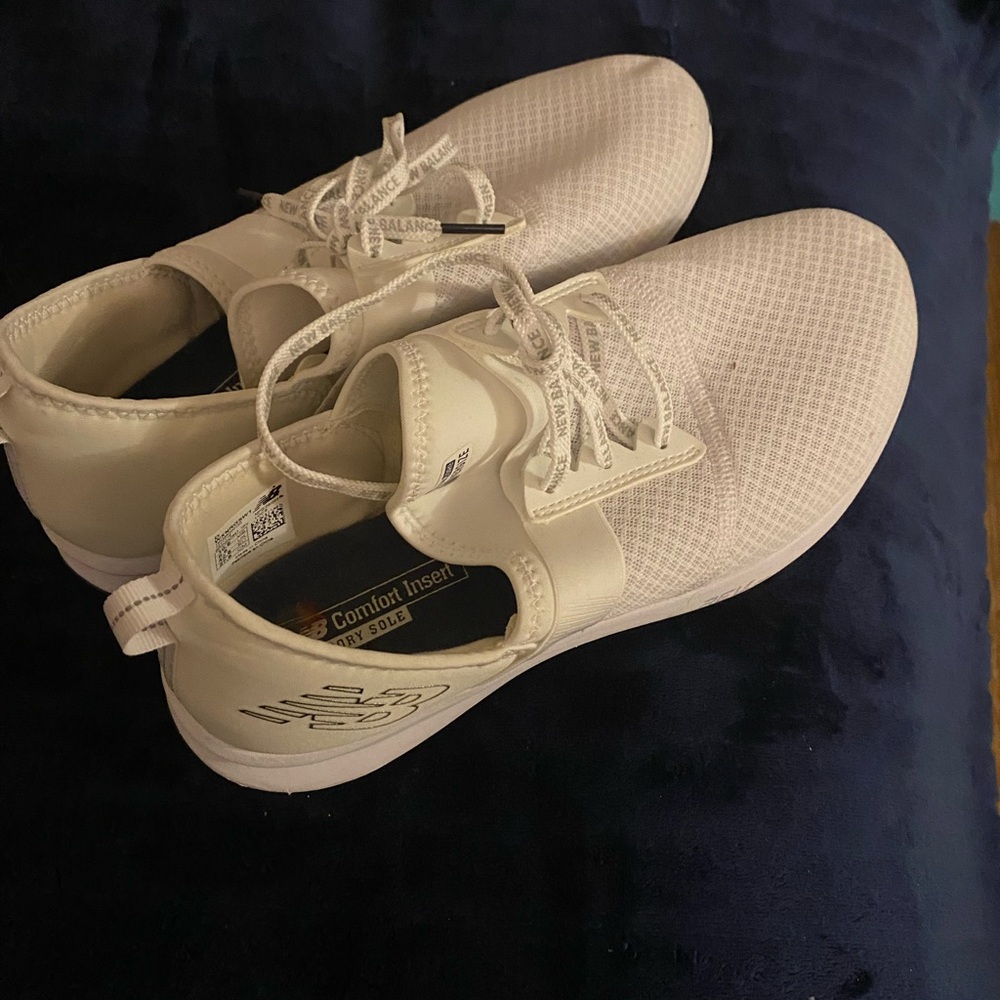 New Balance Women's Cream Sneakers